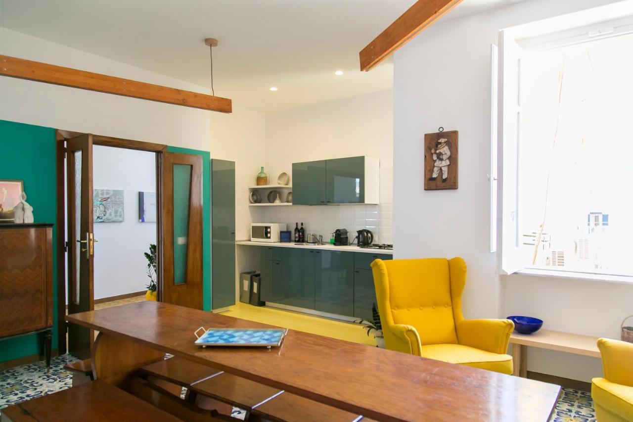 נאפולי A Casa Di Nina Guest House מראה חיצוני תמונה